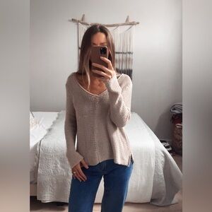 Jondie Cozy Knit V-Neck Sweater in Cream